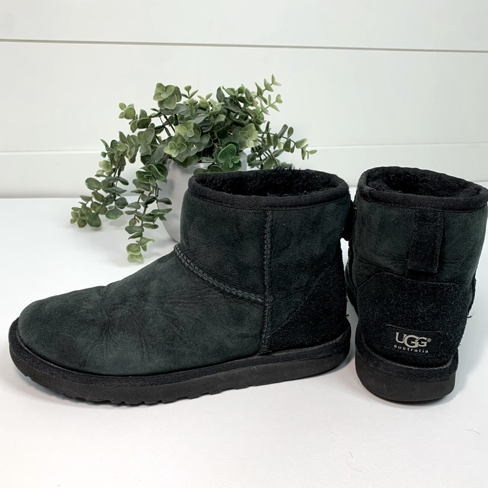 UGG Mini Suede Boots Black Size Women’s 7